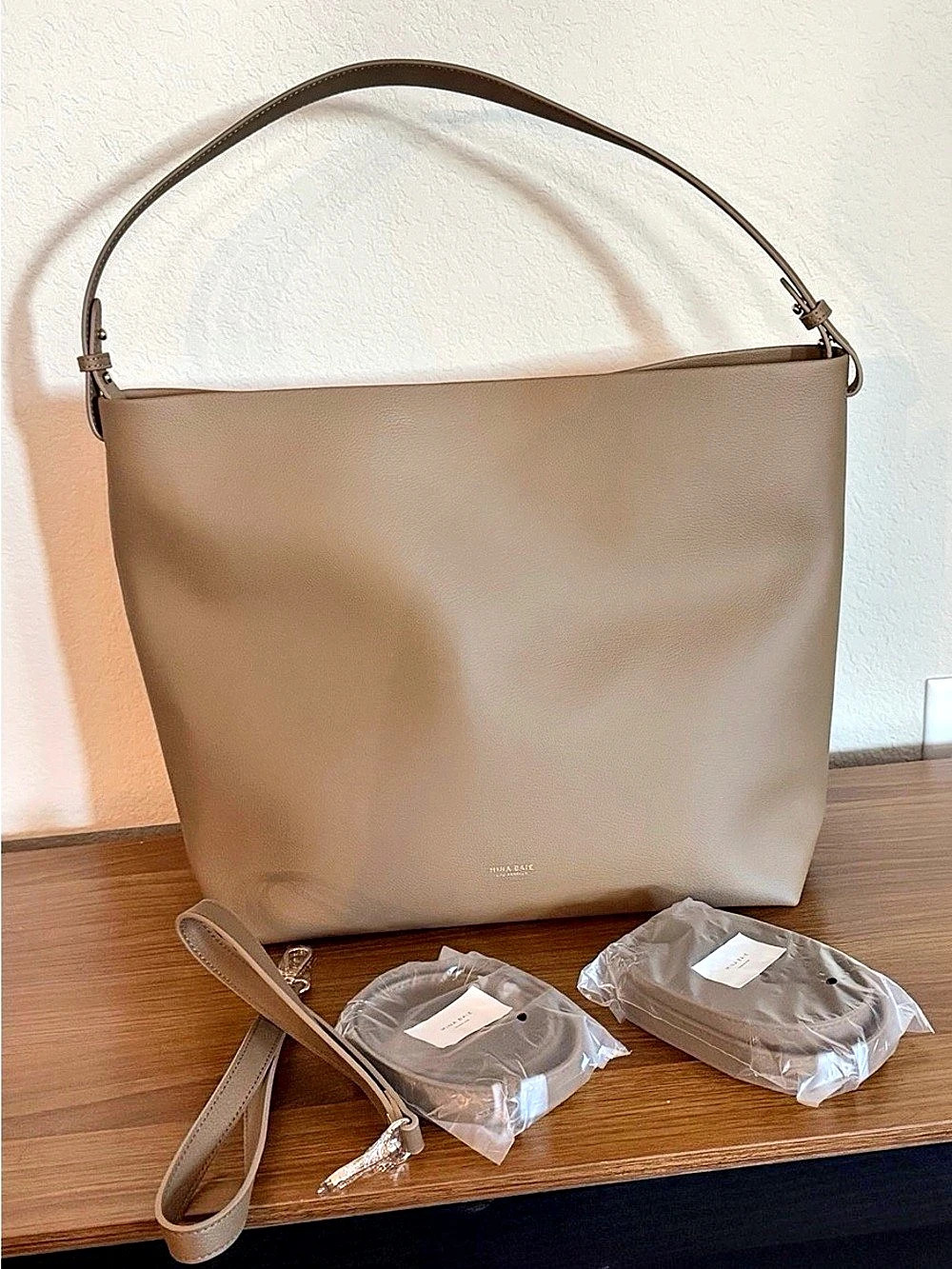 MINA BAIE Harlow Full Tote in Teddy